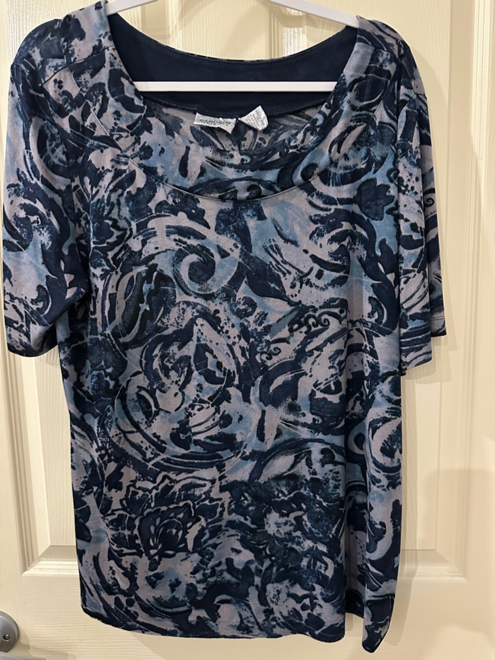 Chico's Blue and Navy Abstract Scoop Neck Top Size 3